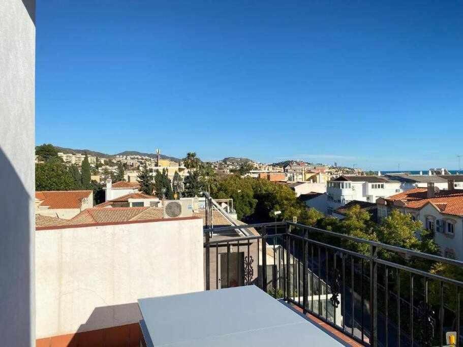 Apartmán Atico Con Terraza Frente Playa Pedregalejo Màlaga Exteriér fotografie